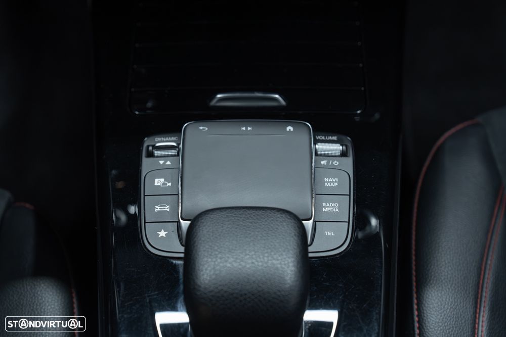 Mercedes-Benz CLA 180 d Shooting Brake AMG Line Aut. - 18