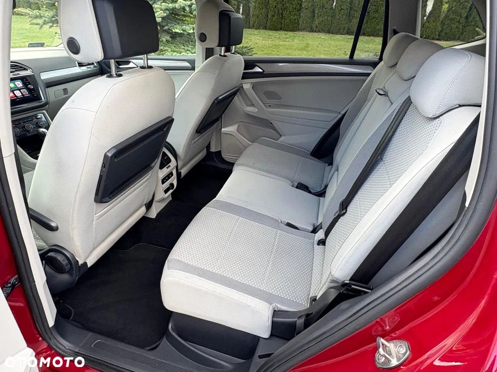 Volkswagen Tiguan Allspace - 15