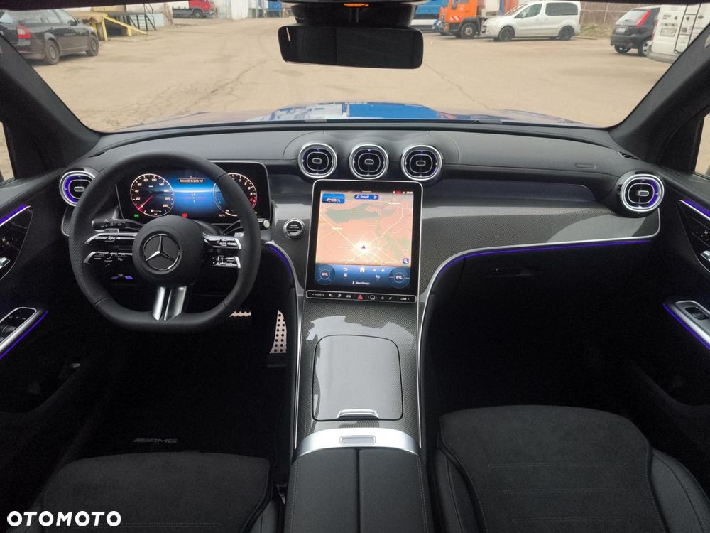 Mercedes-Benz GLC - 13