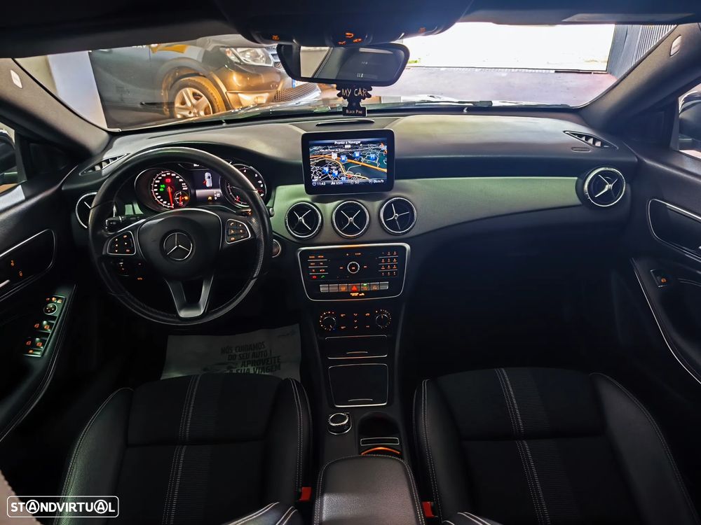 Mercedes-Benz CLA 180 d Shooting Brake Urban Aut. - 13