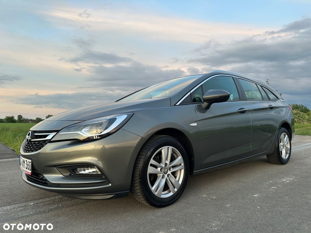 Opel Astra 1.4 Turbo Innovation - 1