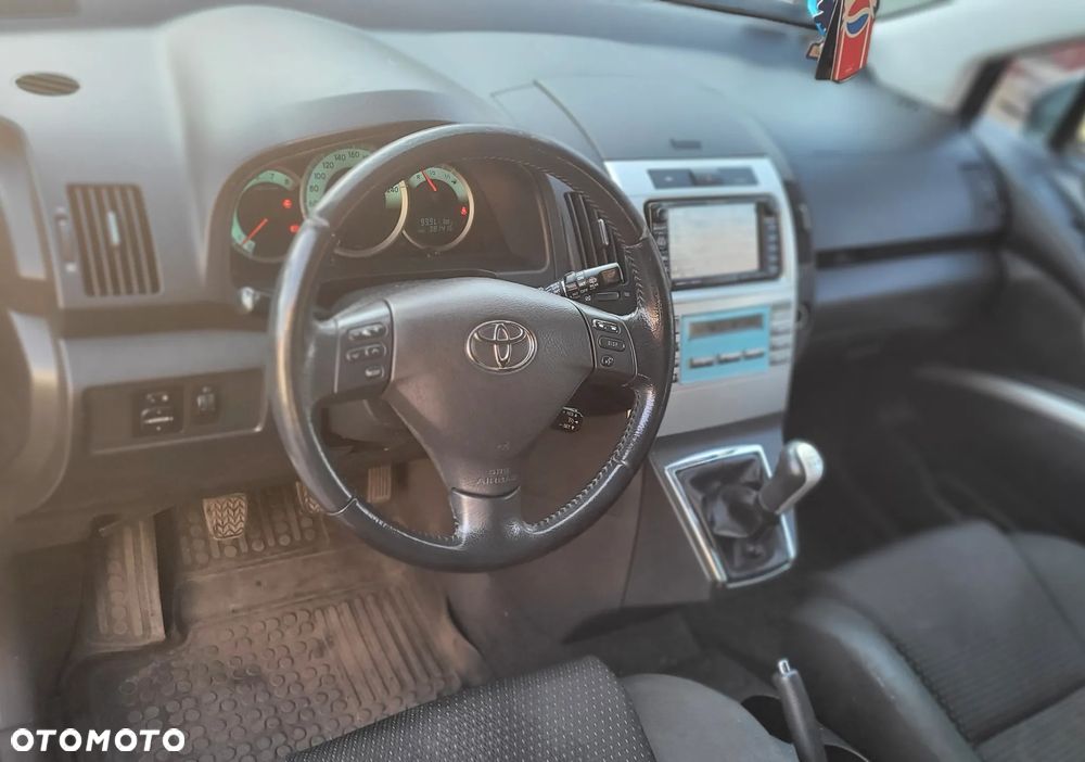 Toyota Corolla Verso 1.8 Premium 7os - 9