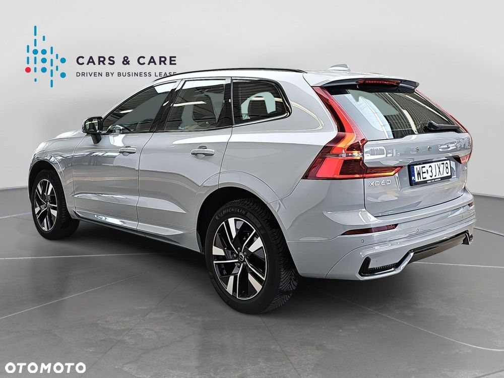 Volvo XC 60 B5 B AWD Plus Dark - 35
