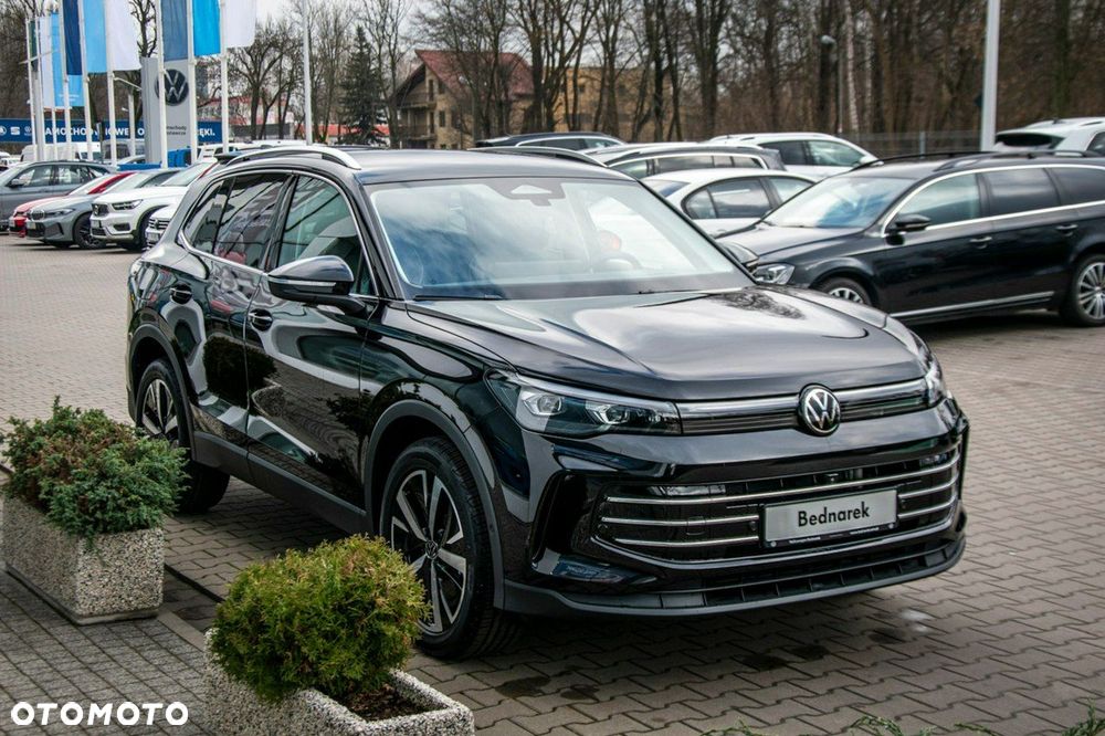 Volkswagen Tiguan - 4