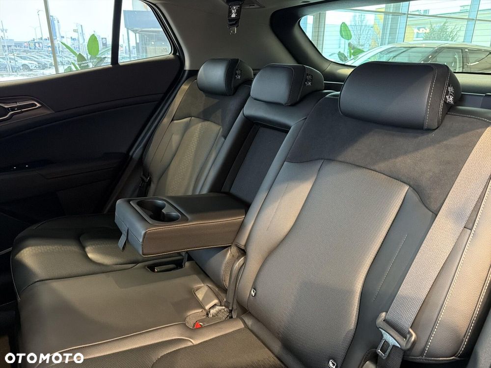 Kia Sportage - 16