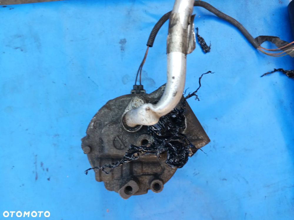 Kompresor klimatyzacji Renault Scenic Megane 8200053264 sprężarka pompa 1,9 DCI / 2,0 16V / 2,0 SPORT / 2,0 16V Turbo - 5