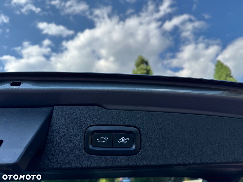 Volvo V60 T6 AWD Recharge Geartronic Inscription - 10