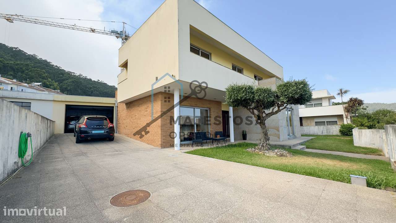 Moradia Isolada com Jardim —Abelheira, Viana do Castelo - Grande imagem: 3/38