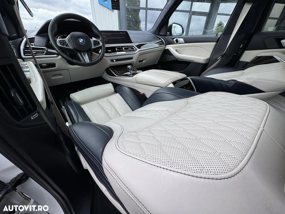 BMW X7 M50d - 36