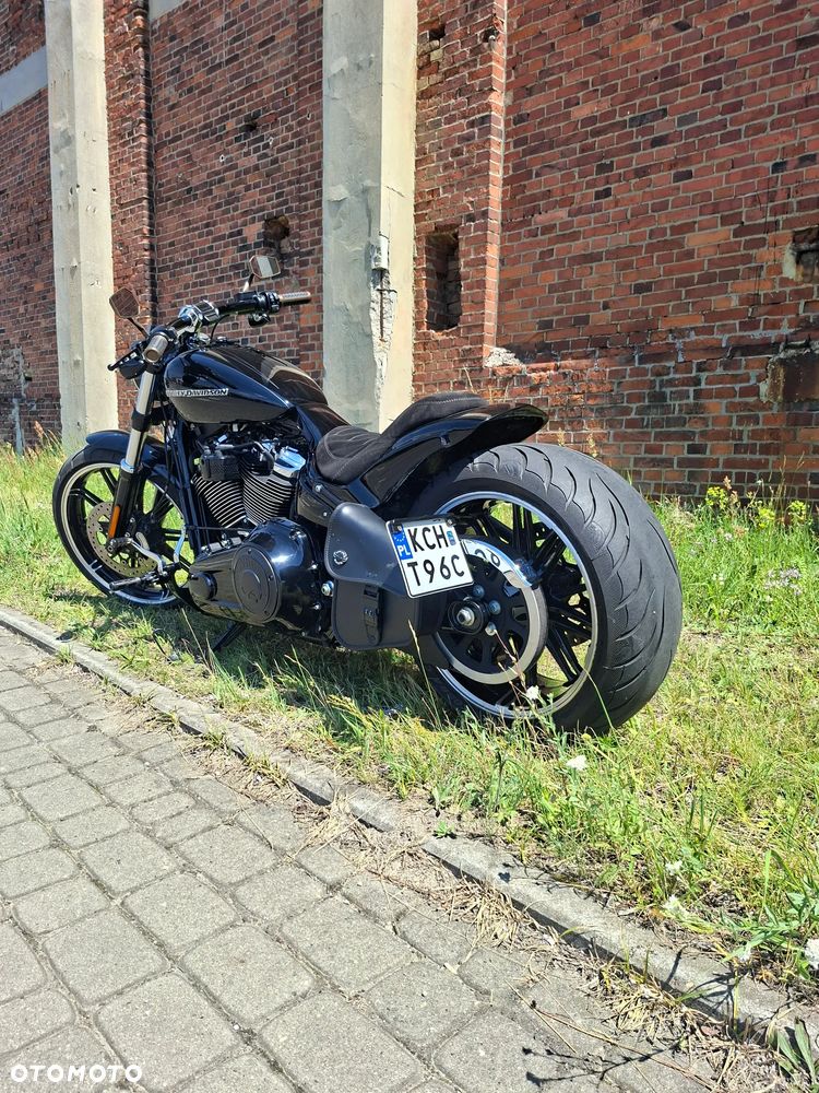 Harley-Davidson FXSB Breakout - 26