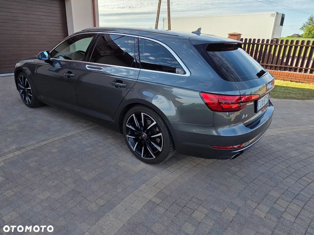 Audi A4 Avant 2.0 TFSI quattro S tronic design - 13
