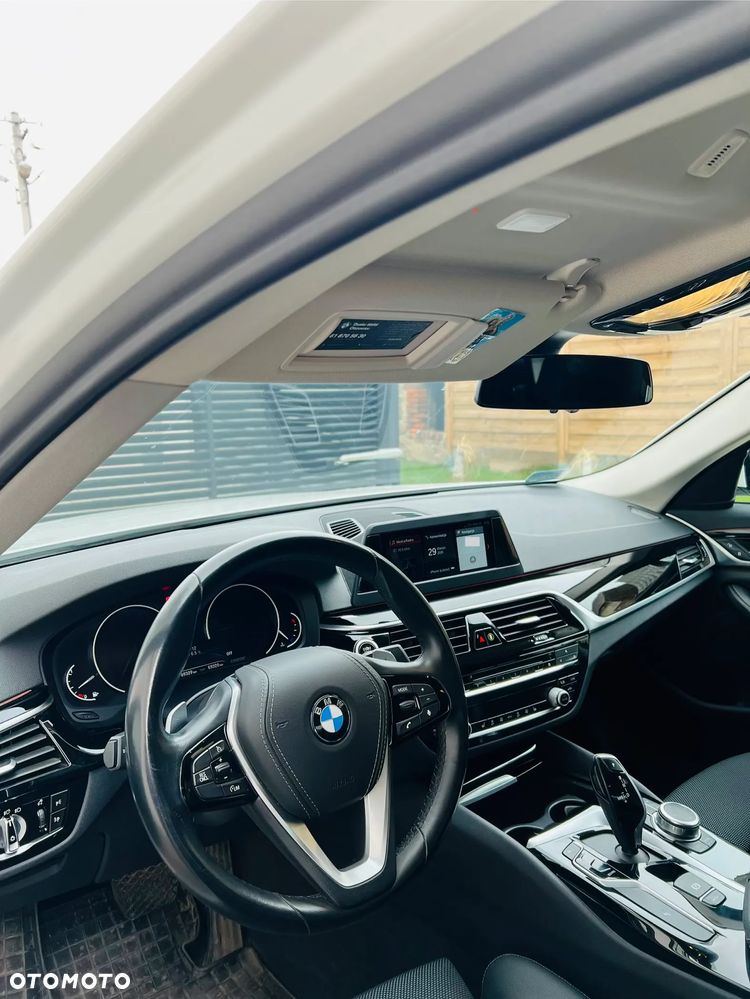 BMW Seria 5 520i GPF Sport Line sport - 15