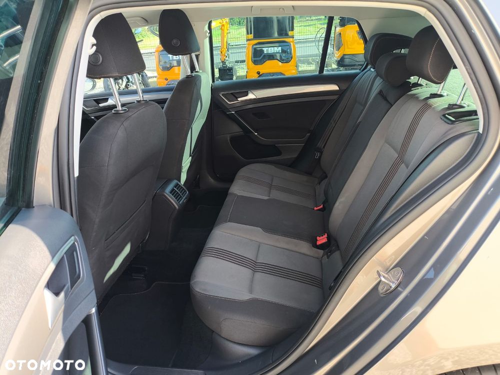 Volkswagen Golf 2.0 TDI BlueMotion Technology Allstar - 21