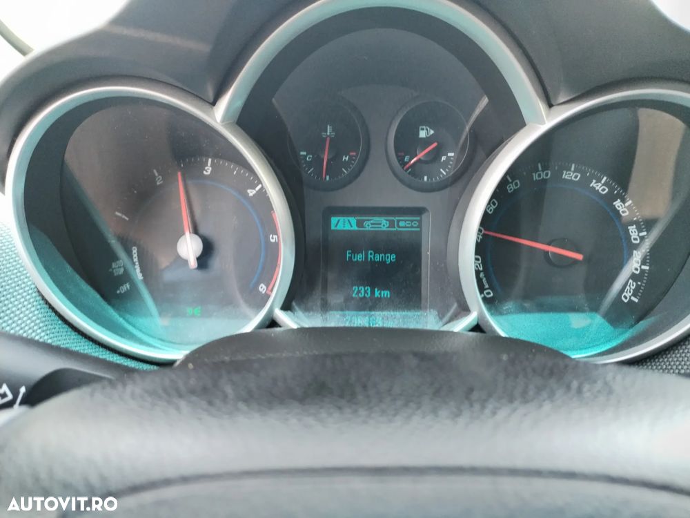 Chevrolet Cruze 1.7 DOHC LT+ - 10