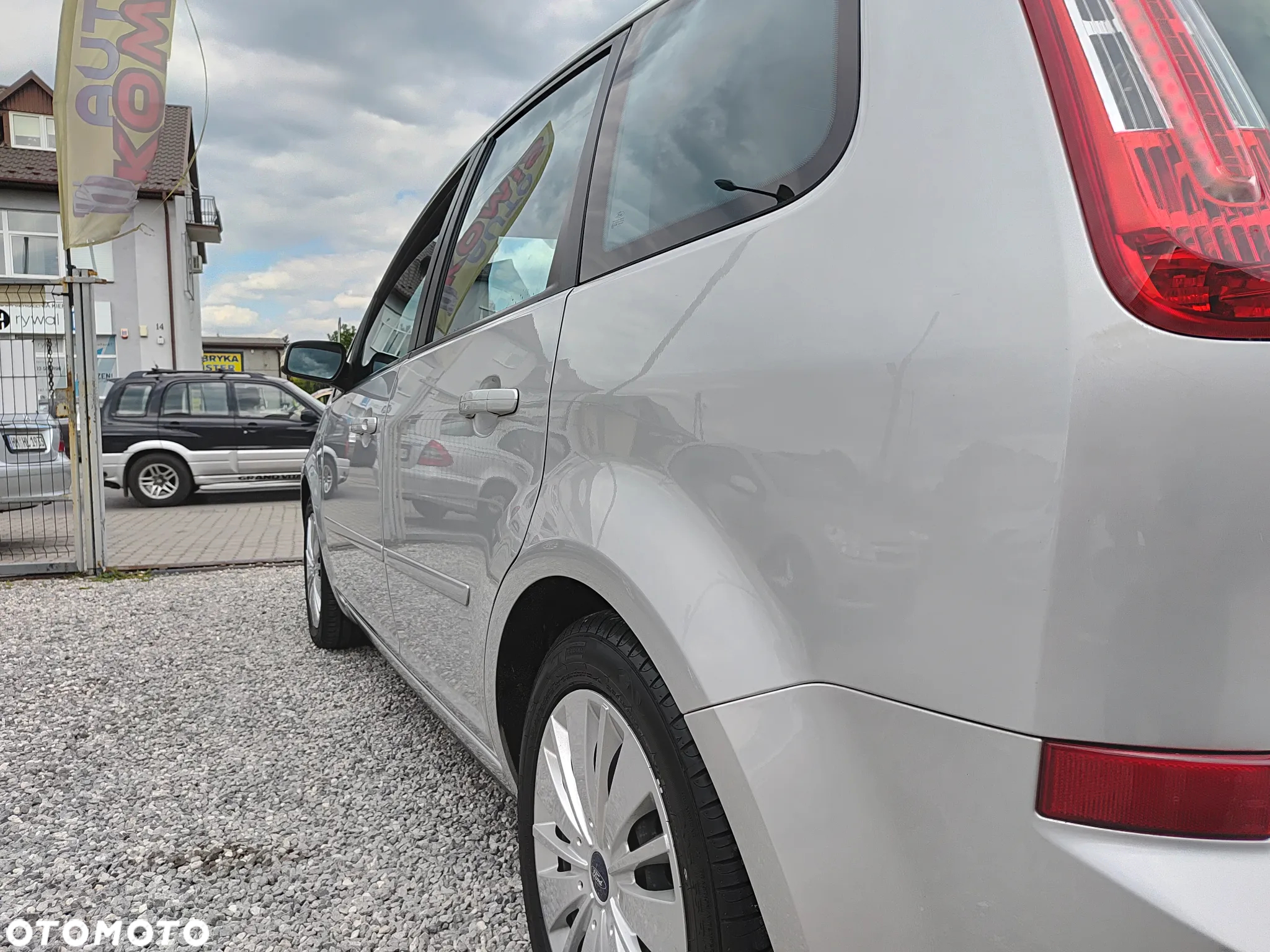 Ford C-MAX 1.8 Titanium - 10