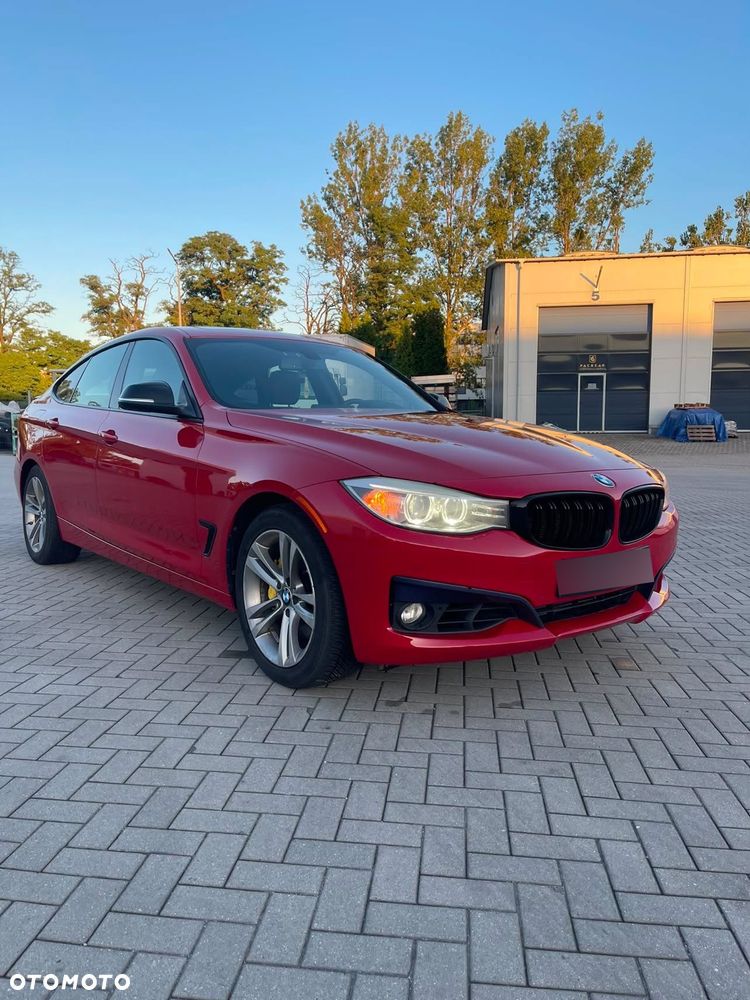 BMW 3GT 335i xDrive M Sport - 2