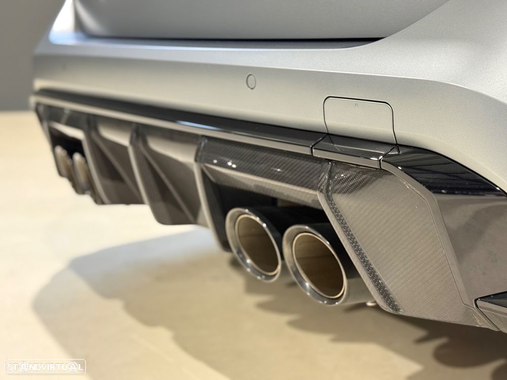 BMW M3 Competition xDrive - 21