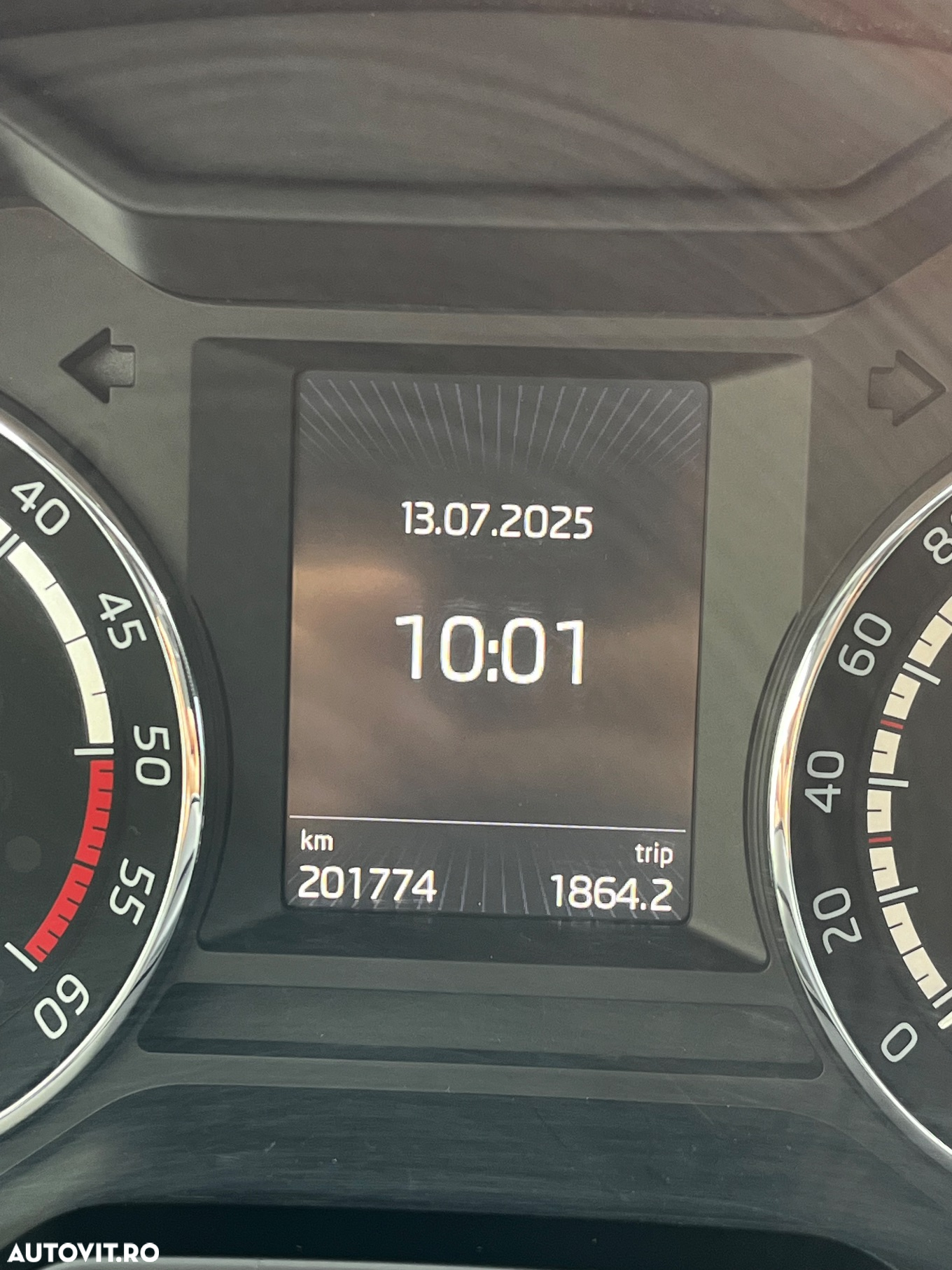 Skoda Octavia 2.0 TDI RS DSG - 18