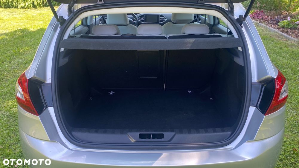 Peugeot 308 1.6 BlueHDi Active S&S - 12