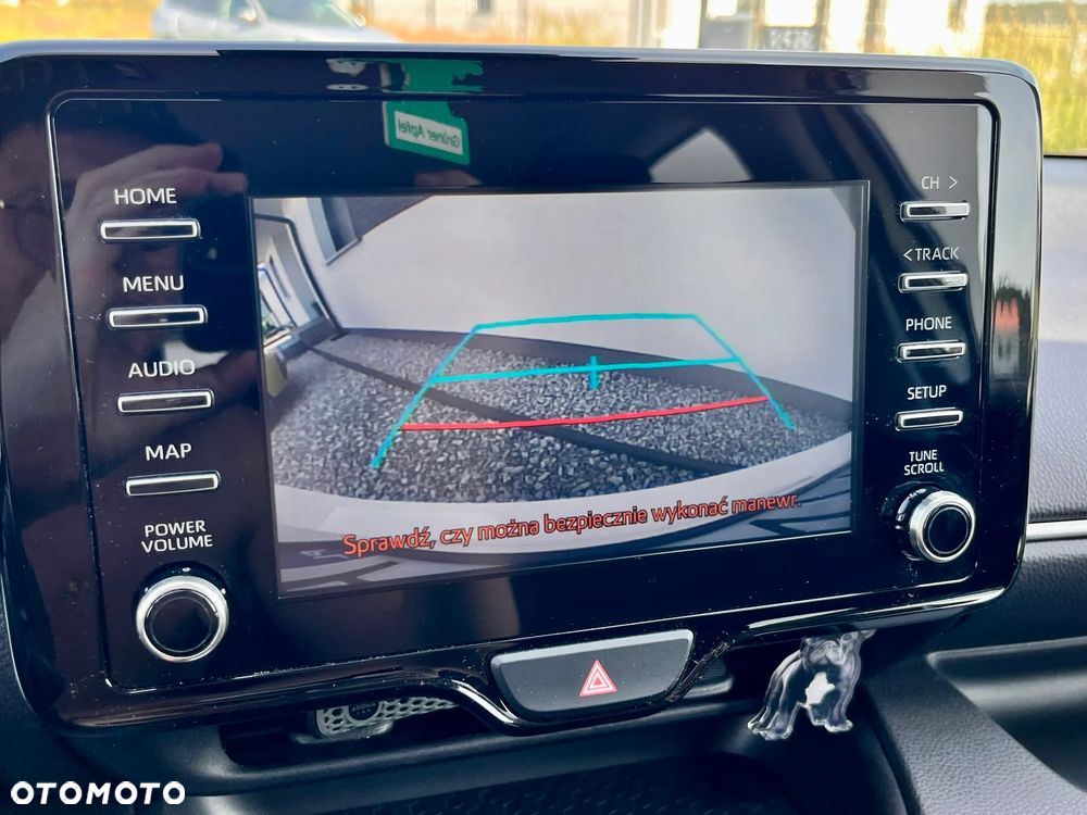 Toyota Yaris - 22