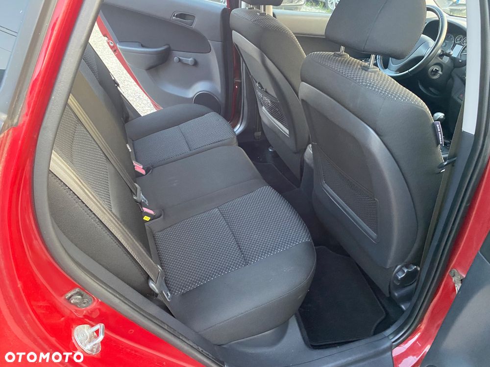 Hyundai i30 1.4 Blue Comfort - 27
