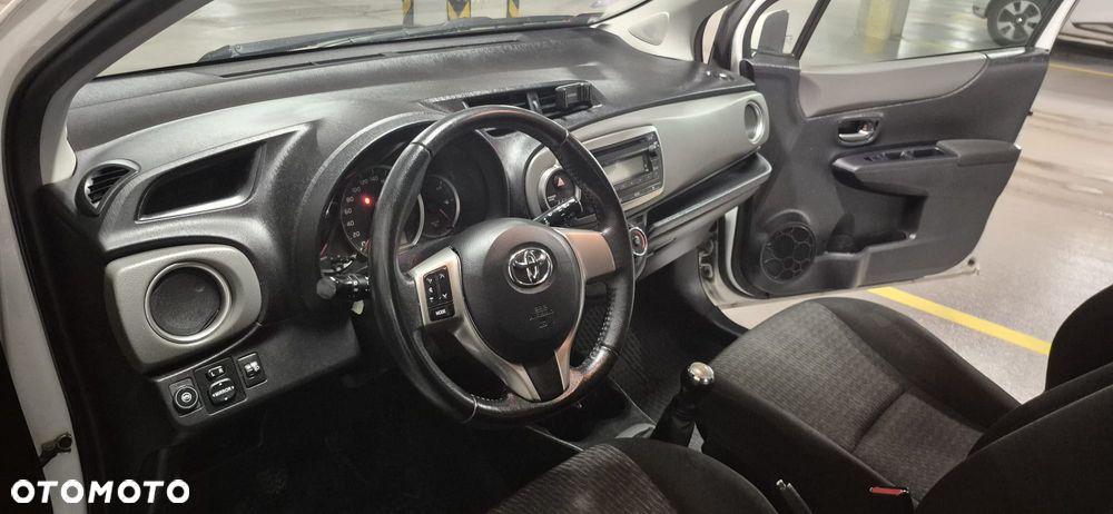 Toyota Yaris 1.0 Life - 12
