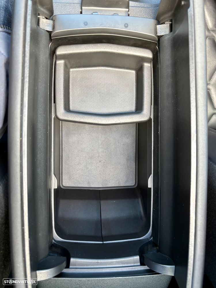 Peugeot 5008 2.0 BlueHDi GT EAT8 - 17
