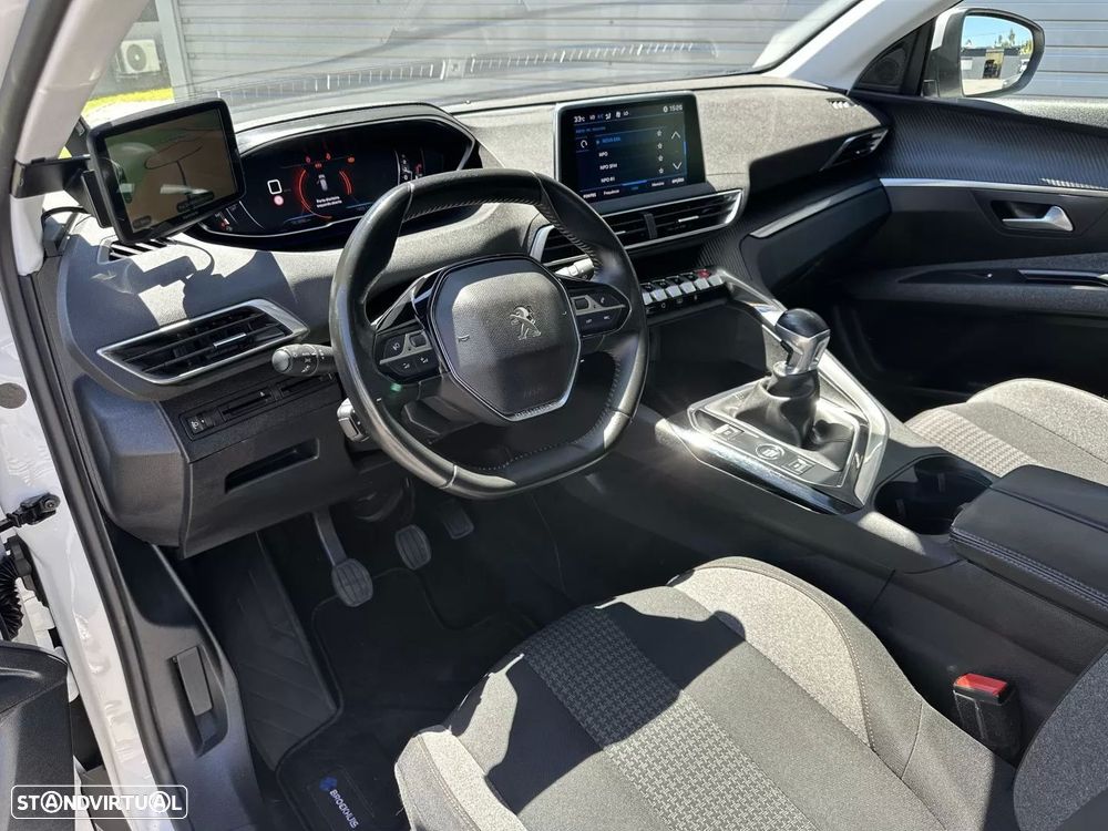 Peugeot 3008 - 27