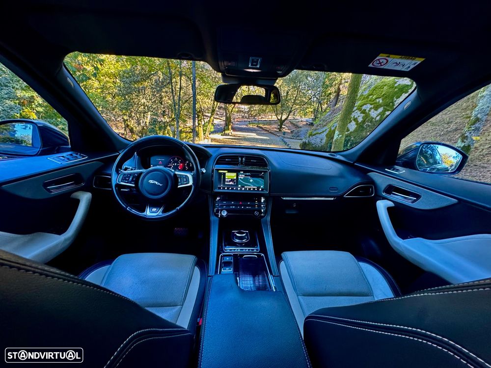 Jaguar F-Pace 2.0 i4D R-Sport Aut. - 9