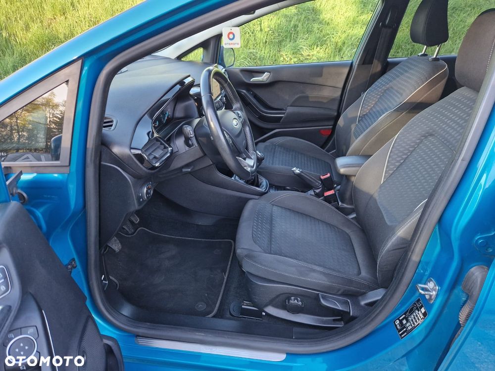 Ford Fiesta - 11