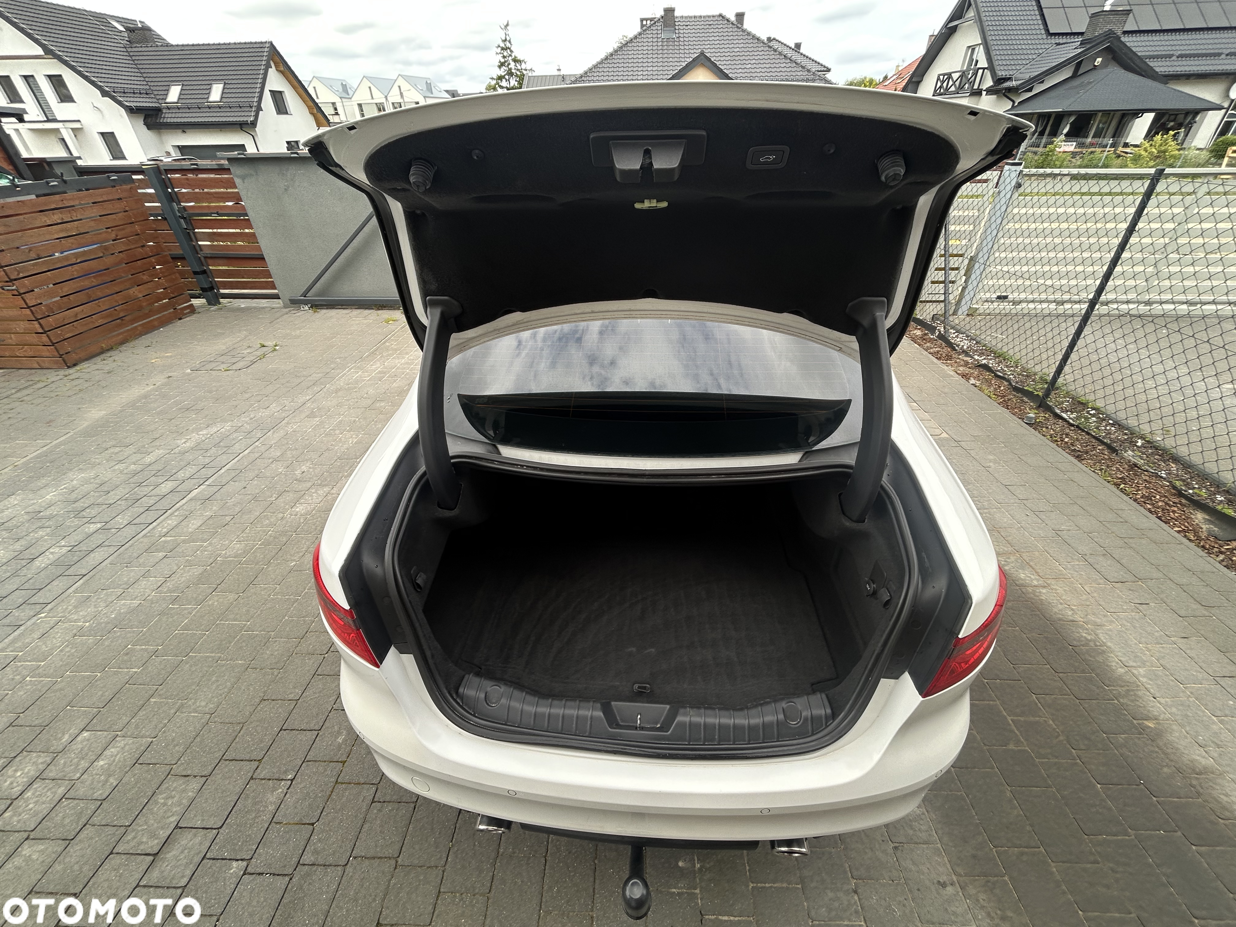 Jaguar XF 35t AWD Prestige - 11