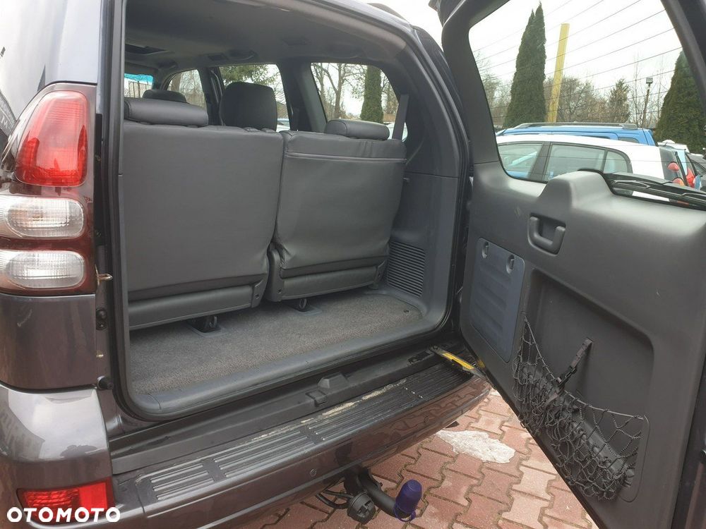 Toyota Land Cruiser 3.0 D Luna Comfort - 23