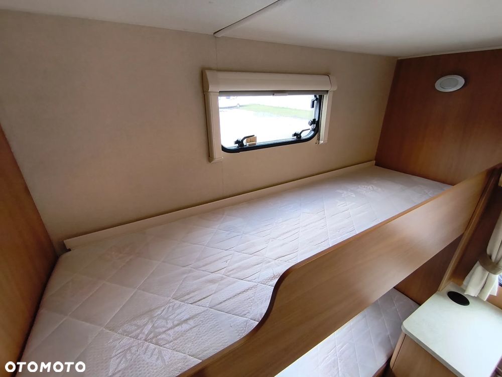 SWIFT CHARISMA 565 - 22