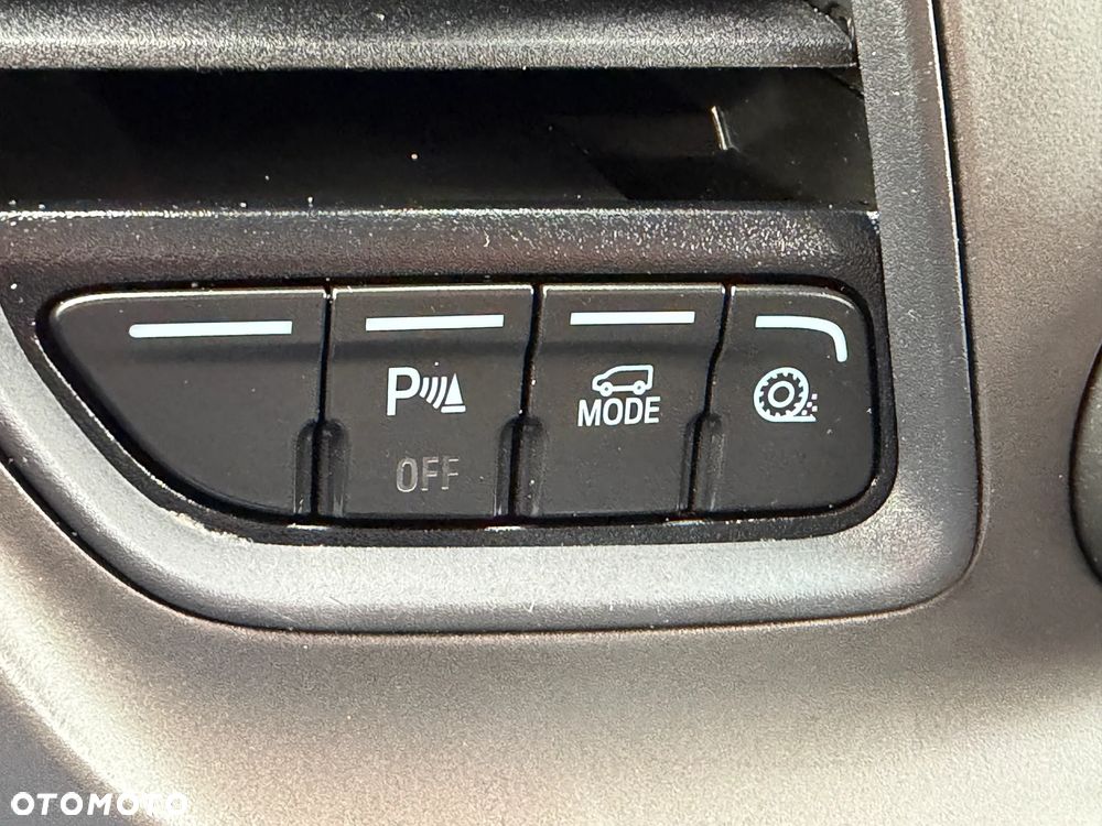 Ford CUSTOM DŁUGI 6 OSÓB - 17