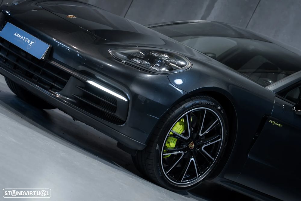 Porsche Panamera Sport Turismo - 2
