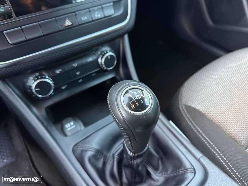 Mercedes-Benz A 180 - 11