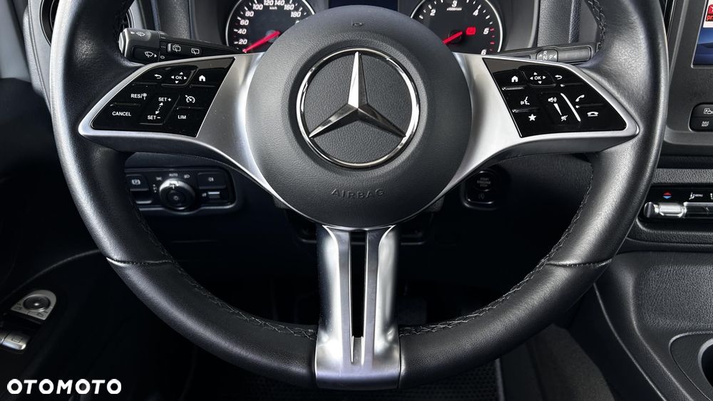 Mercedes-Benz Vito - 15