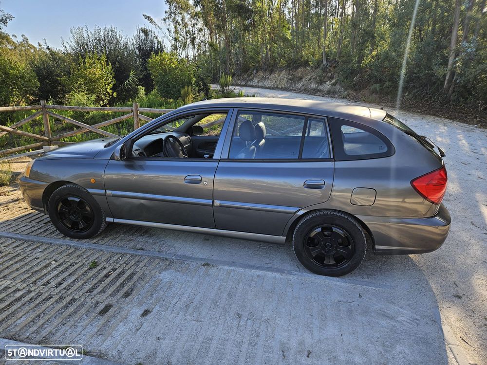 Kia Rio SW 1.3 LS Comfort - 1