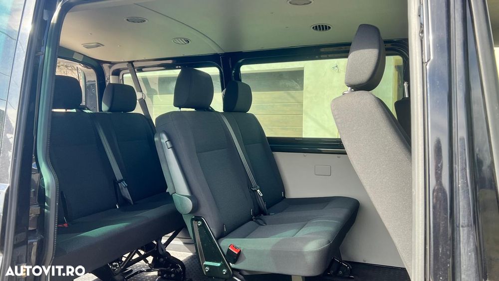 Volkswagen Transporter - 7