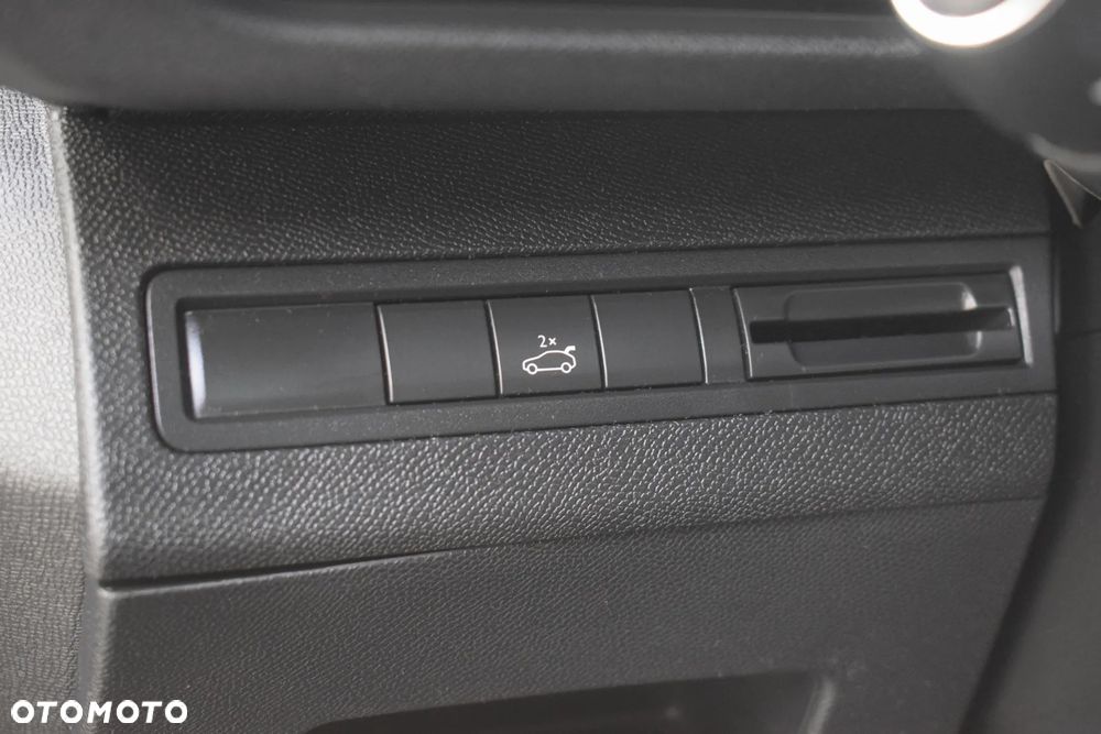 Peugeot 5008 BlueHDi 180 EAT8 GT - 28