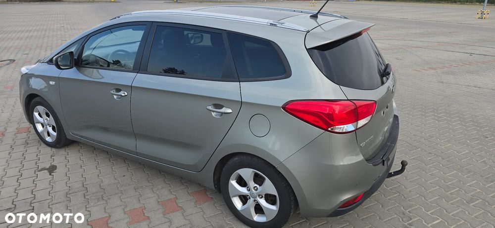 Kia Carens 1.7 CRDi 115 Dream-Team Edition - 5