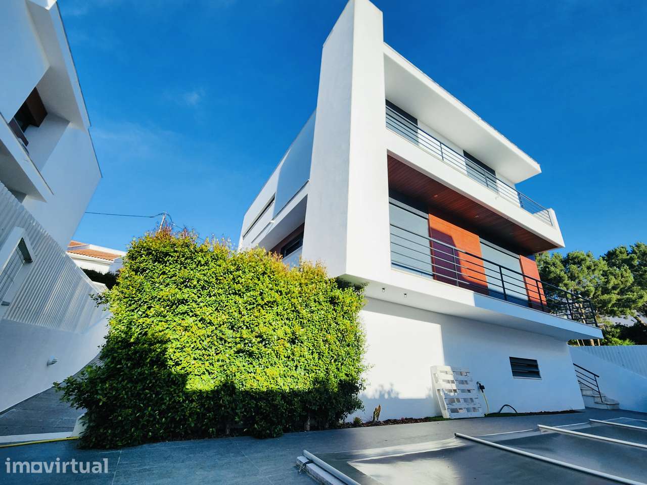 Moradia T4 isolada | Piscina | Cave | Garagem - Grande imagem: 5/18