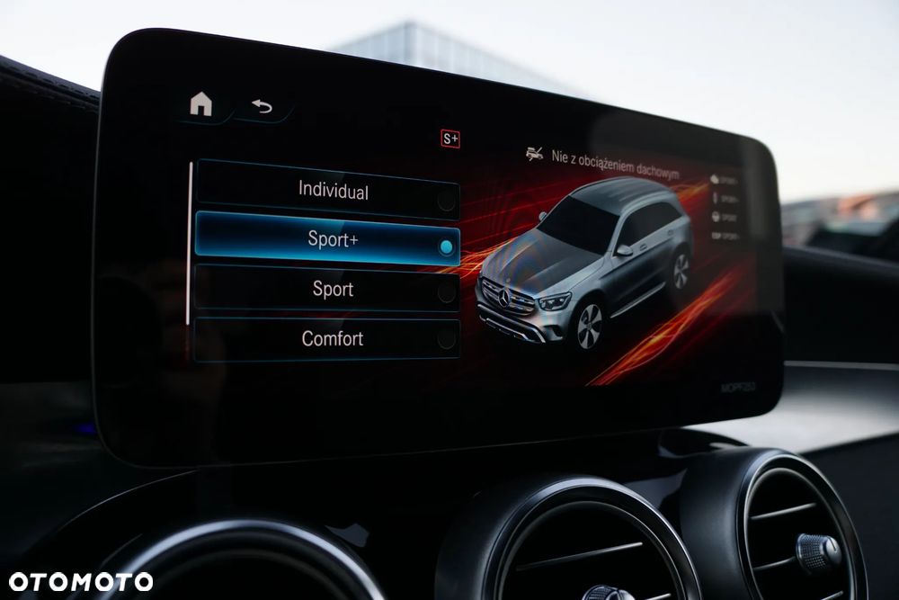 Mercedes-Benz GLC 300 4-Matic - 31