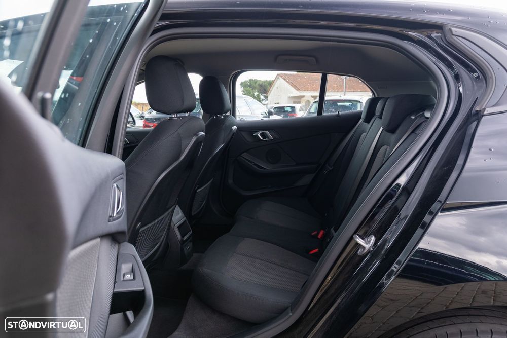 BMW 116 d Auto - 11