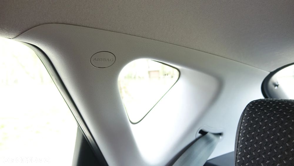 Hyundai i30 i30cw 1.4 UEFA EURO 2012 Edition - 10