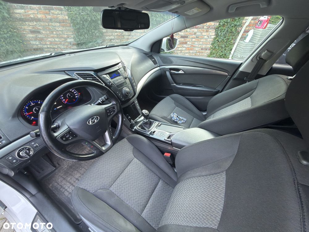 Hyundai i40 1.7 CRDi Premium - 10
