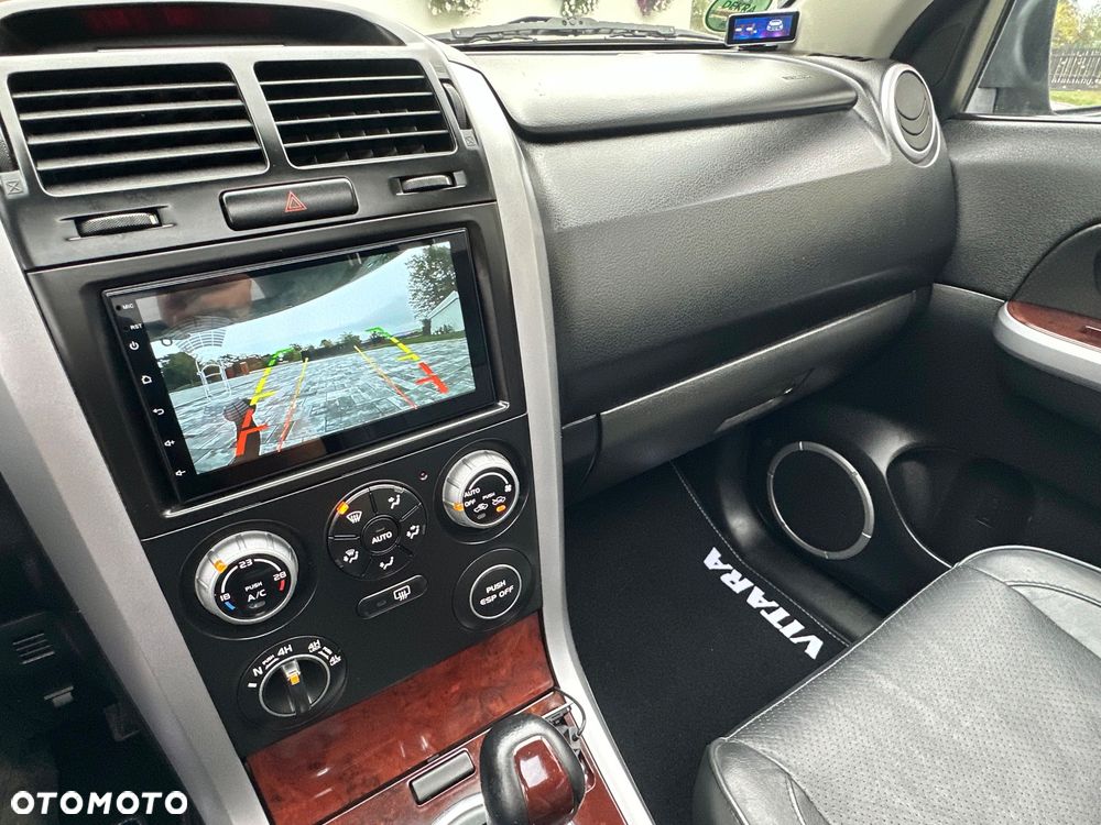 Suzuki Grand Vitara 2.0 De Luxe - 12