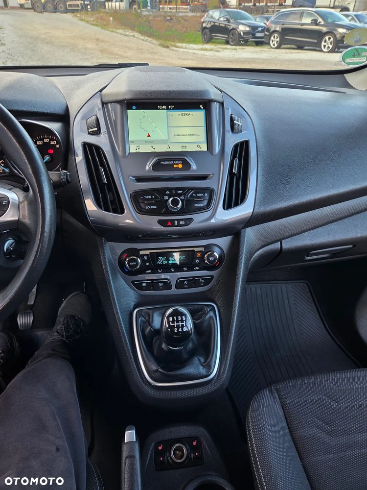 Ford Tourneo Connect Grand - 20