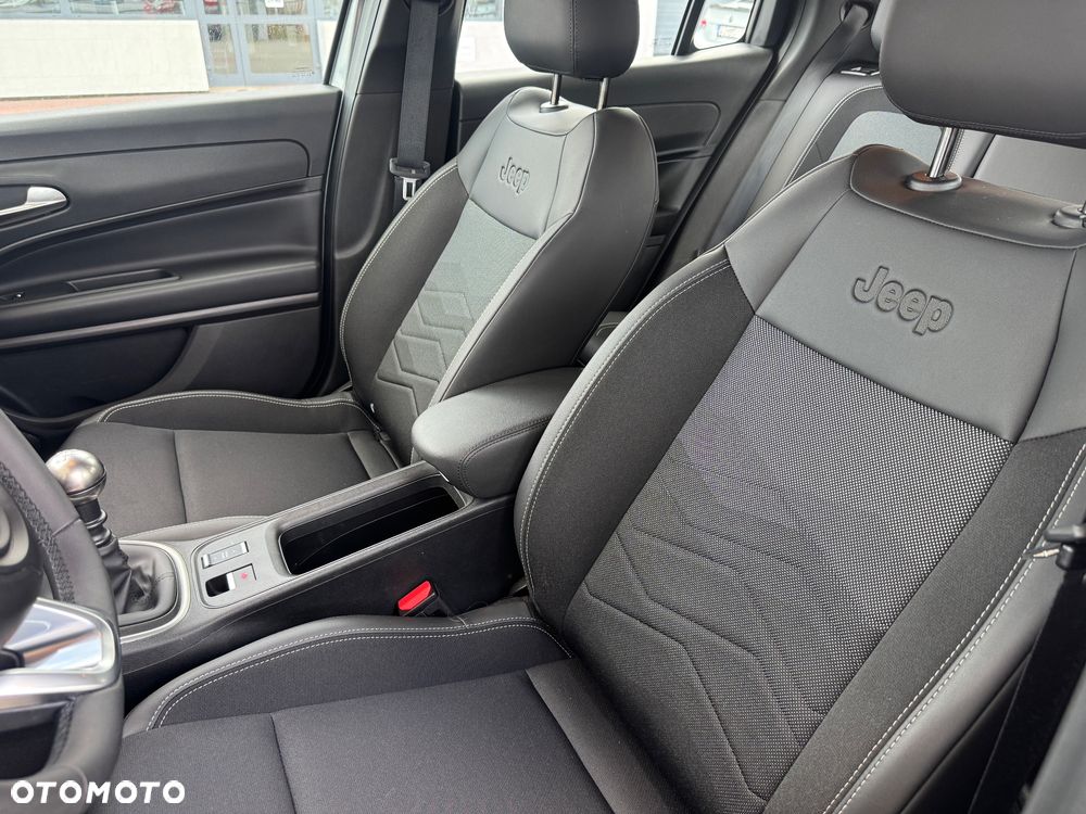 Jeep Avenger 1.2 GSE T3 Turbo-Benzin GDI Altitude - 16