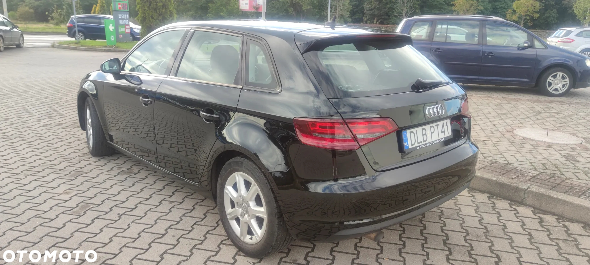 Audi A3 1.6 TDI Ambition S tronic - 4
